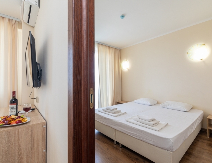 Семейный стандарт 4-местный 2-комнатный - Отель «Апсны» Гудаута