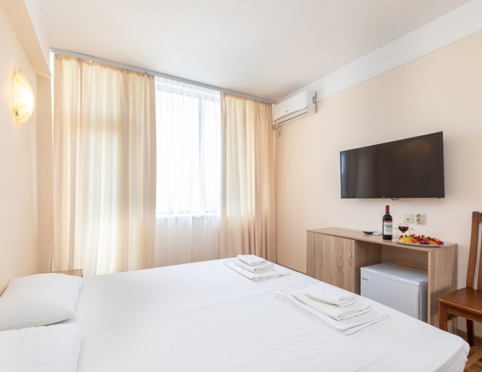 Стандарт коннект 4-местный 2-комнатный - Отель «Апсны» Гудаута