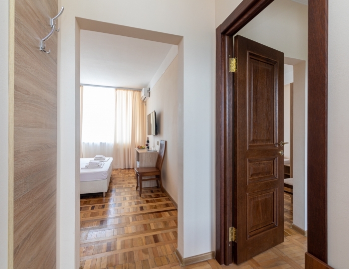 Стандарт коннект 4-местный 2-комнатный - Отель «Апсны» Гудаута